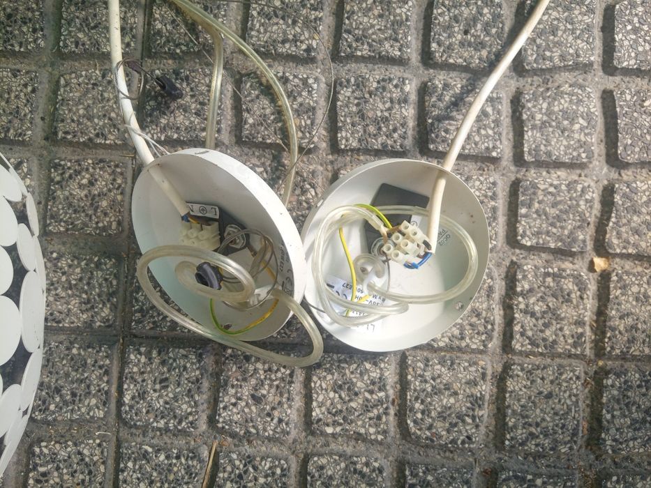 Candeeiros muito antigos de sala como novos só visto