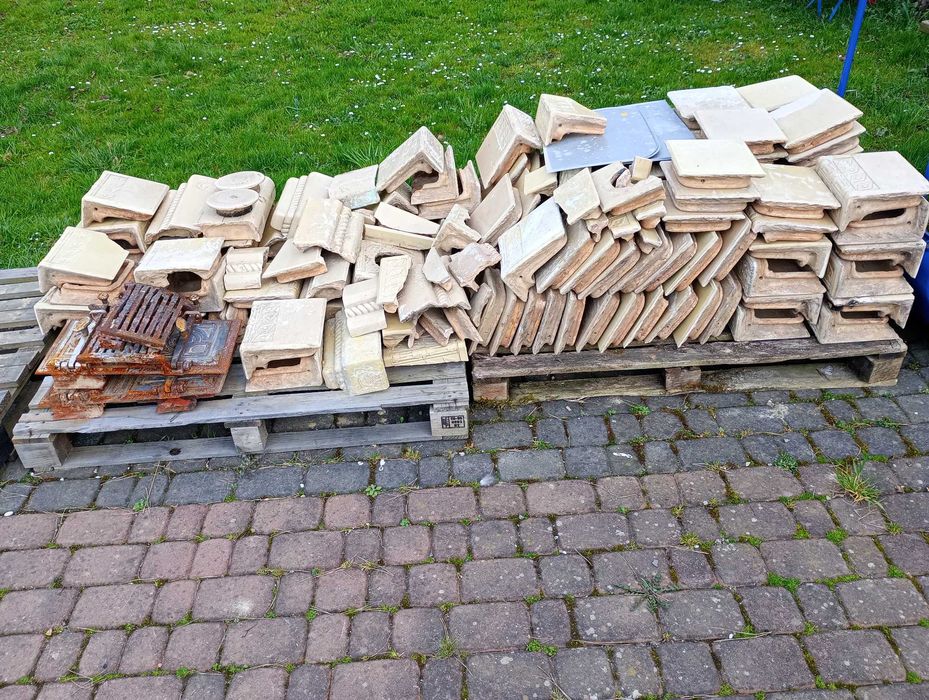 Kafle z rozbiórki pieca kaflowego