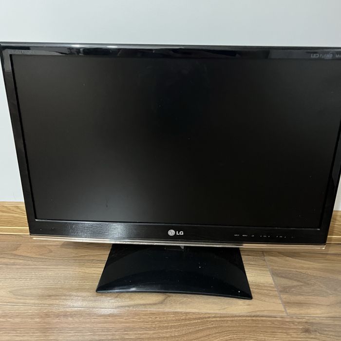 Monitor LG  M2450D