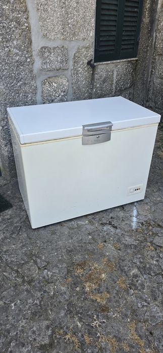 Arca congeladora horizontal  da Beko