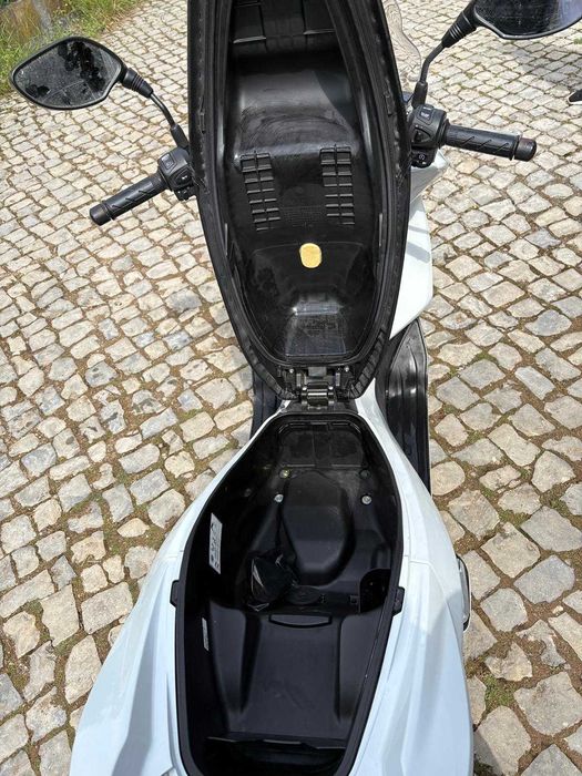 Honda PCX 125 (2016)