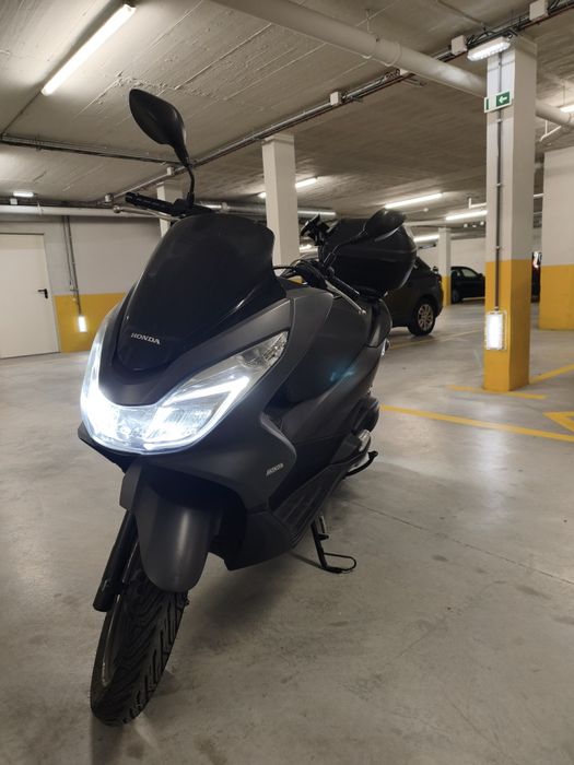 Honda PCX 125...