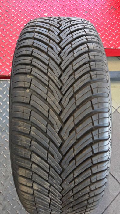 Opona Pirelli 205/55R17 AllSeason SF3