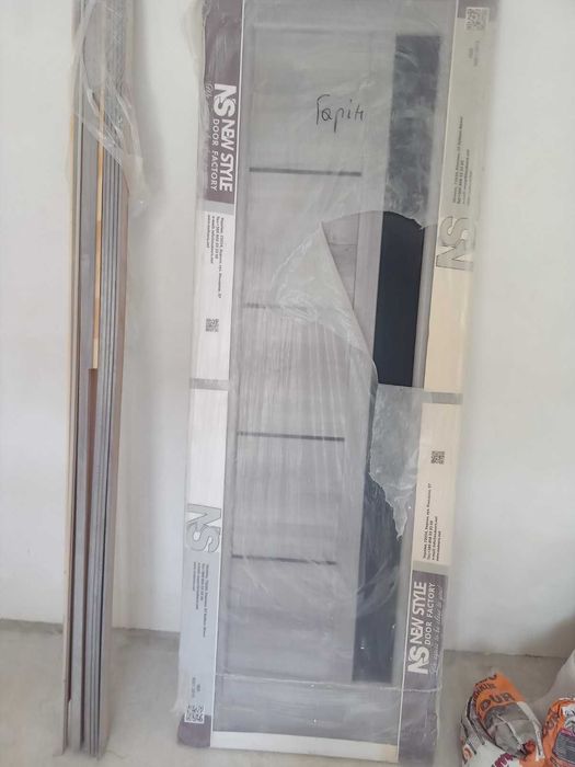 Продам міжкімнатні двері