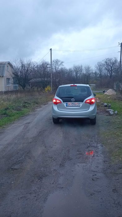 Опель меріва в гарному стані