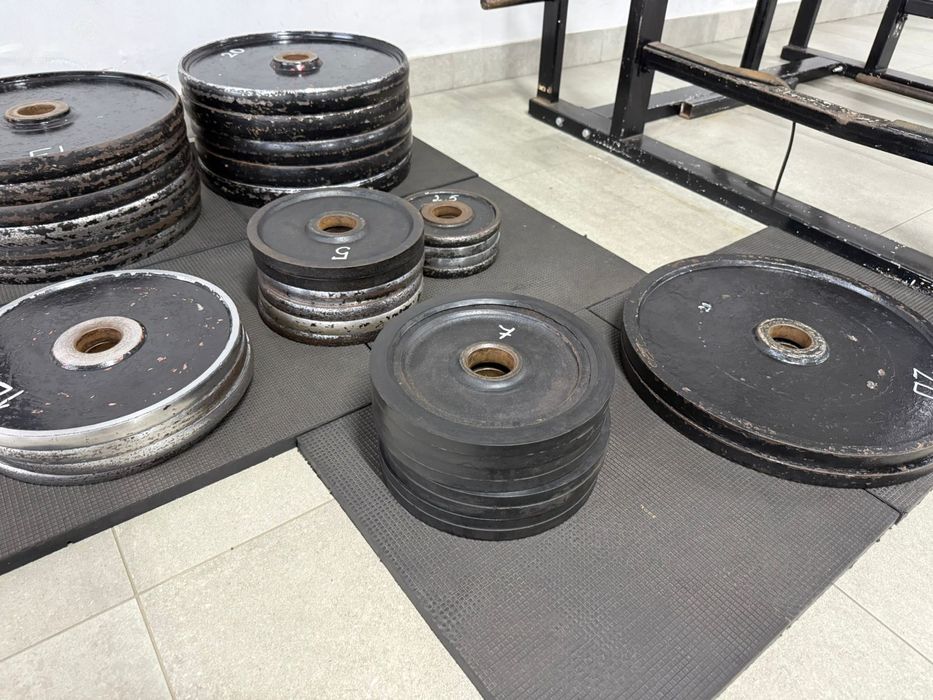 Тренажери жим ног і Сміт хамер бліни олімпійки