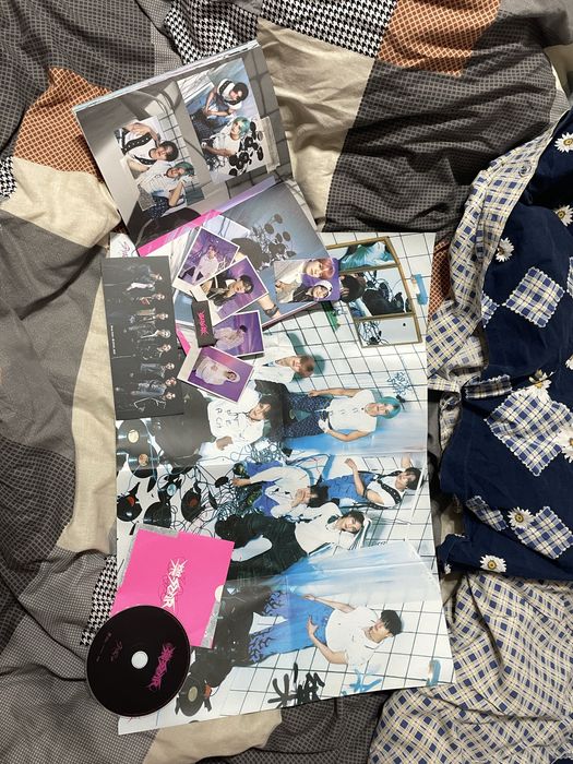 оригінальний альбом stray kids + подарунок