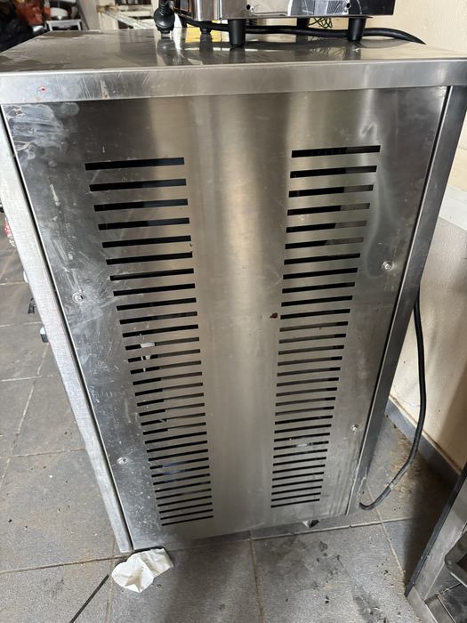 Restauracao ,varios equipamentos usados