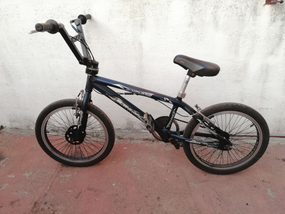 Bicicleta upland BMX
