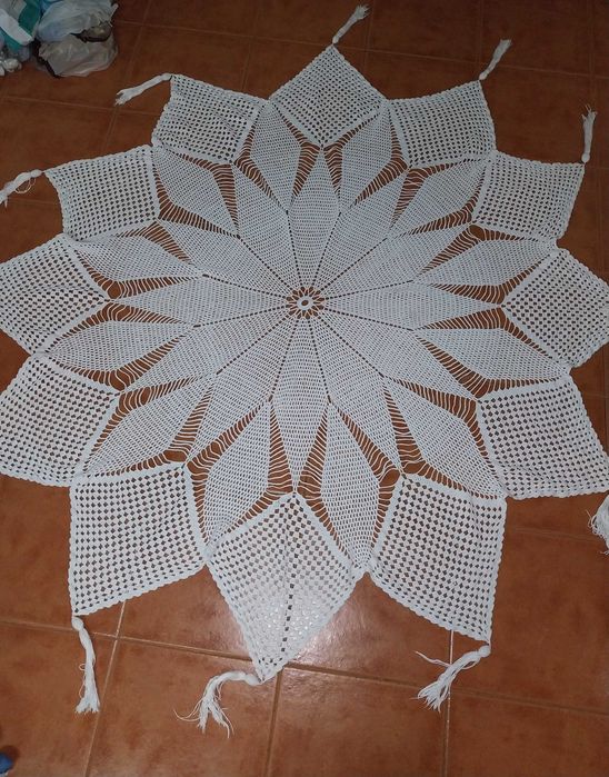 Antique Lace Towel - Star Shape