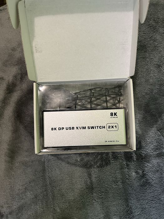 8K DP USB KVM Switch 2x1 Pro | Перемикач для 2 ПК на 1 монітор
