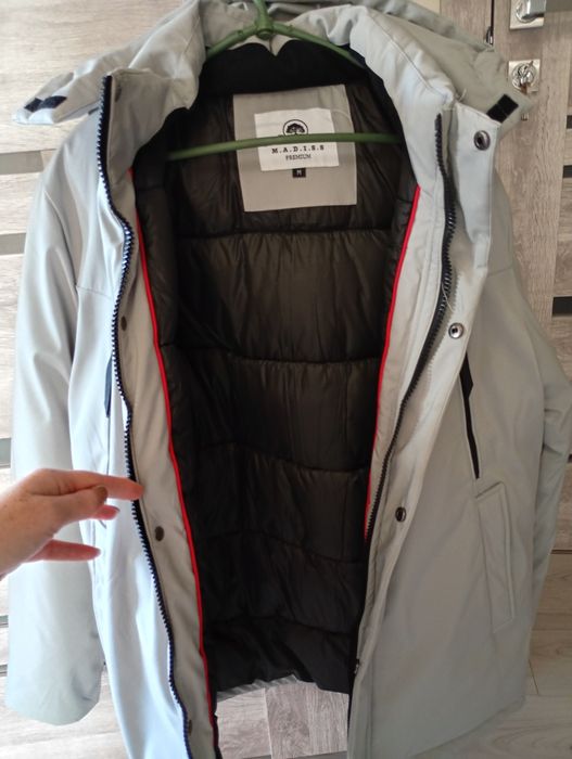 Куртка чоловіча розмір М