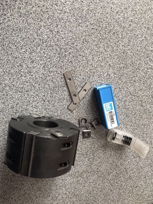 Барабанчик з механічним кріплення твердосплавних ножів