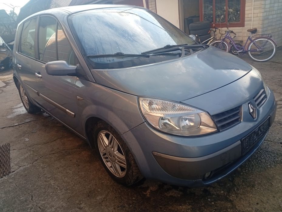 Колеса домкрат фари ляда салон мотор коробка Рено меган сценік 2 шрот