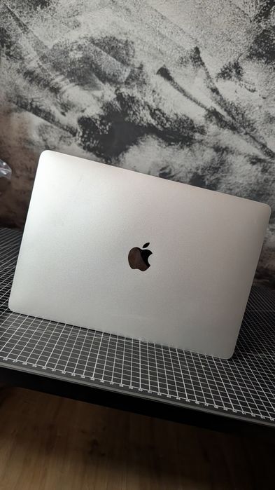 MacBook Air 13 8GB Ram