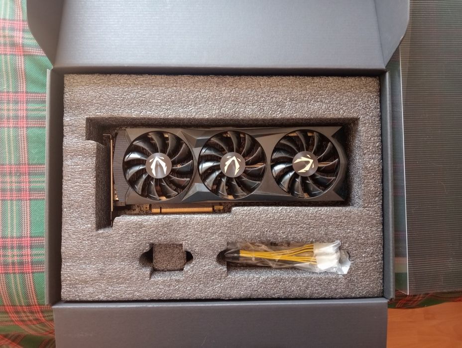 Zotac AMP GeForce RTX 2080 TI