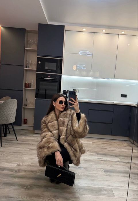 Шуба під соболя. Соболина жіноча шуба 1:1. Еко-шуба під натуральну