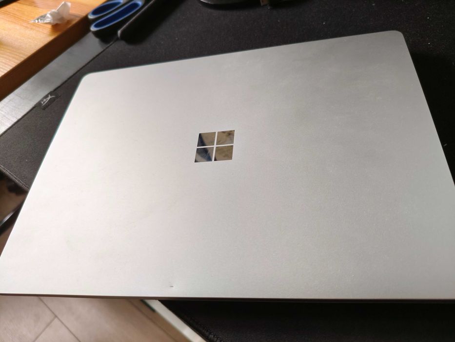 Microsoft Laptop Surface Go i5/4GB ram/256GB ssd, Windows 11