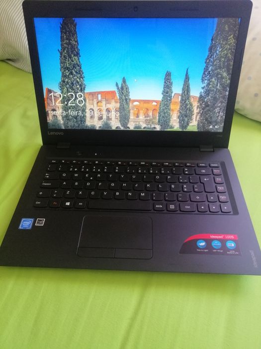 Computador portátil Lenovo