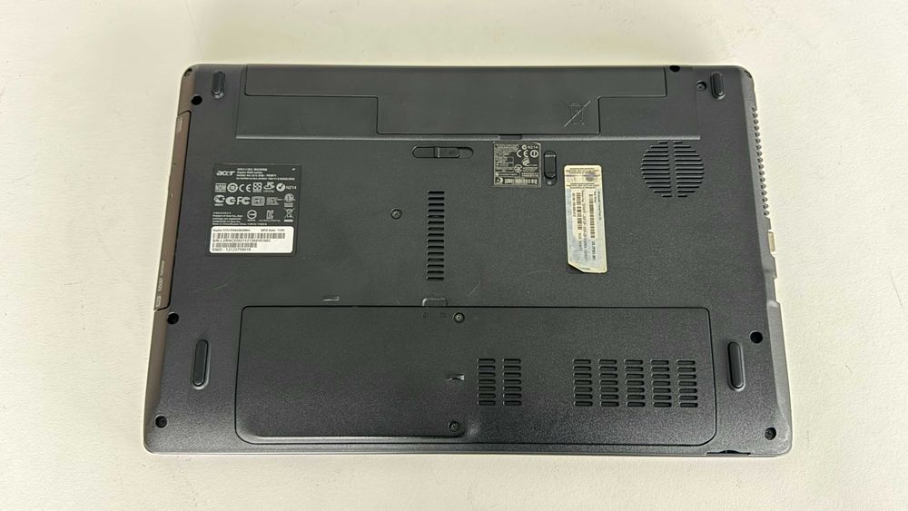 Portátil ACER Aspire 5333 - (Windows 10 Pro)