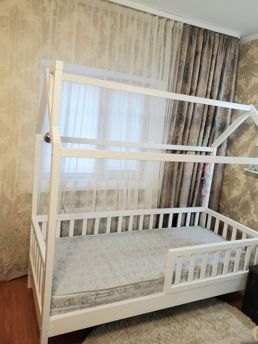 Ліжко будинок будиночок