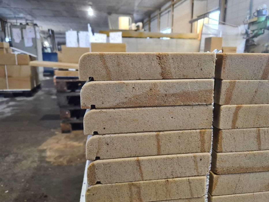 39. Parapet zewnętrzny z piaskowca P05 |100×20×4cm| ¼ wałek