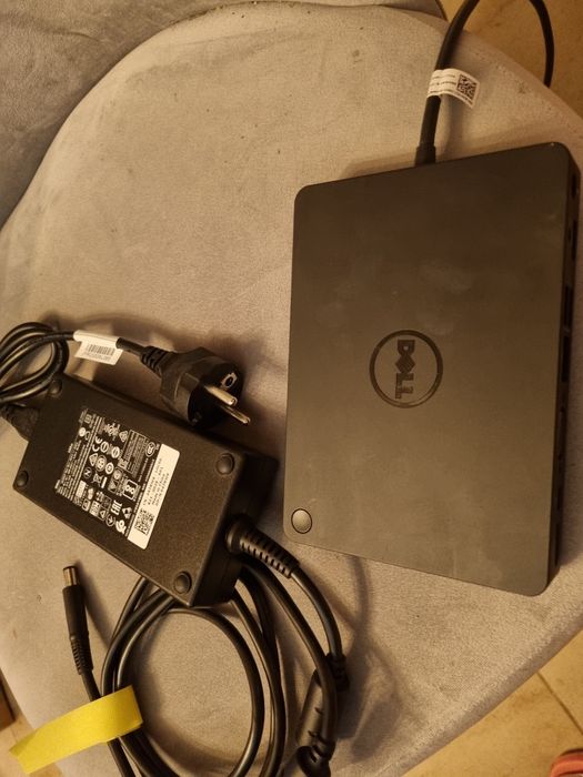 Dell WD15 stacja dokująca plus zasilacz
