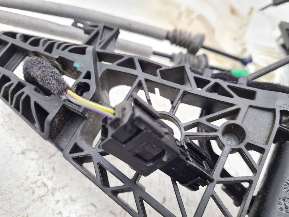 FECHADURA PORTA FRONTAL DIREITA FIAT 500X 2015