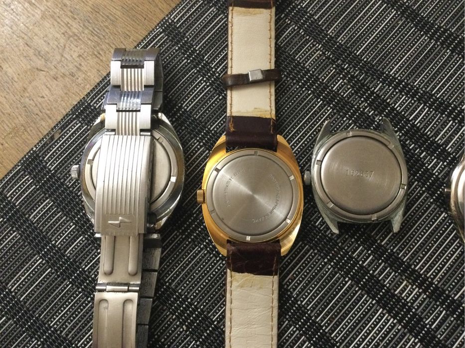 Продам наручные мужские часы  В асортимете