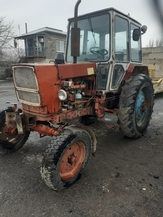 Запчасти трактора Юмз: мосты, двигатель, кабина,  капот,навеска