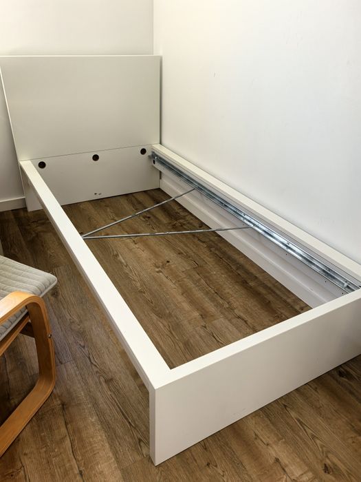 Estrutura de cama MALM IKEA - NOVA