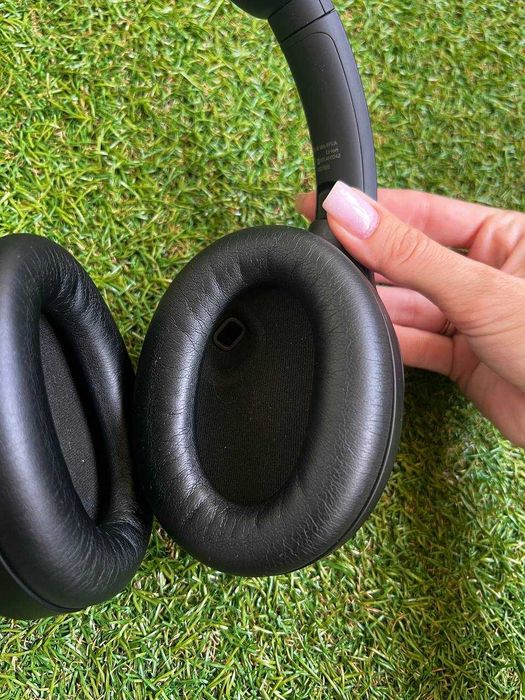 Навушники Sony WF-1000XM4 (Black)