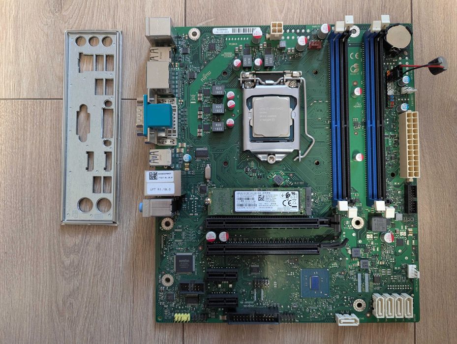Материнская плата s.1151 Fujitsu D3401-B21 GS1/Intel Pentium G4600 7g.