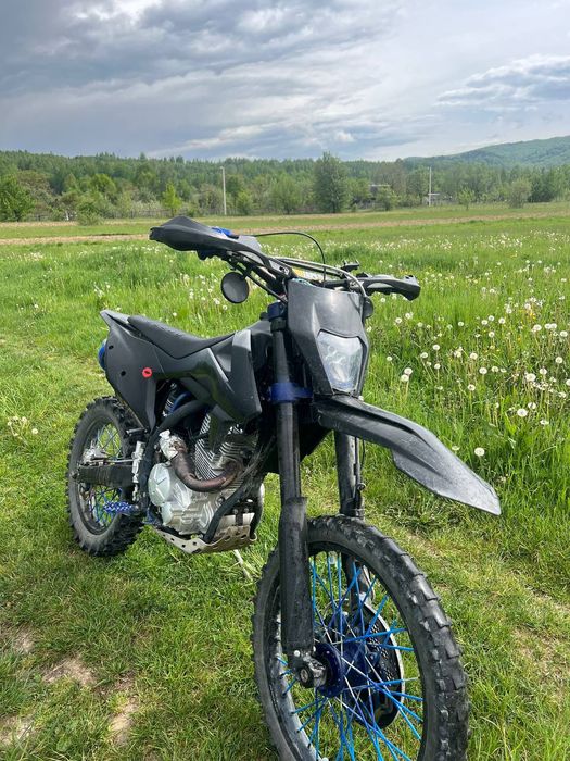 Крові адванс 300, 2025 рік