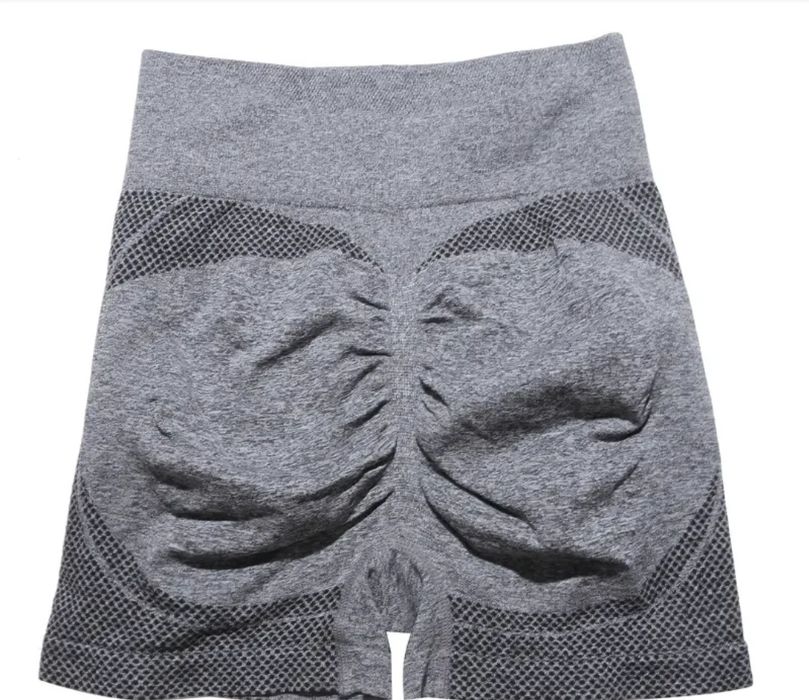 Безшовные укороченные спортивные капри леггинсы велосипедки push up