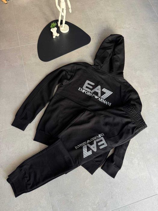 Чоловічий Спортивний костюм Armani Black EA7 армані