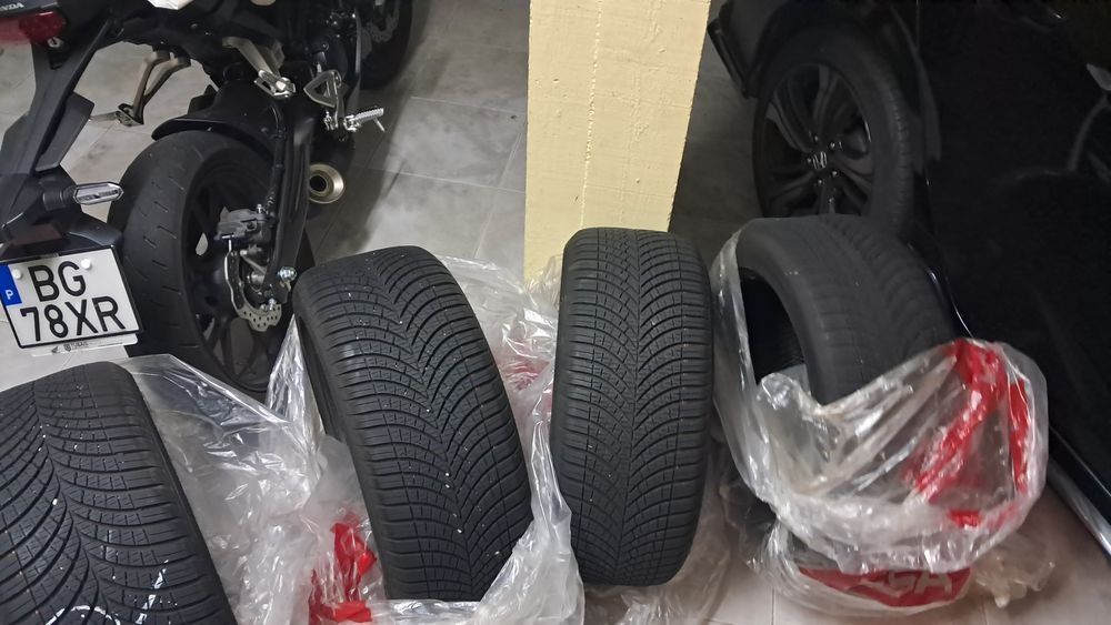 Pneus Goodyear vector 4season semi novos