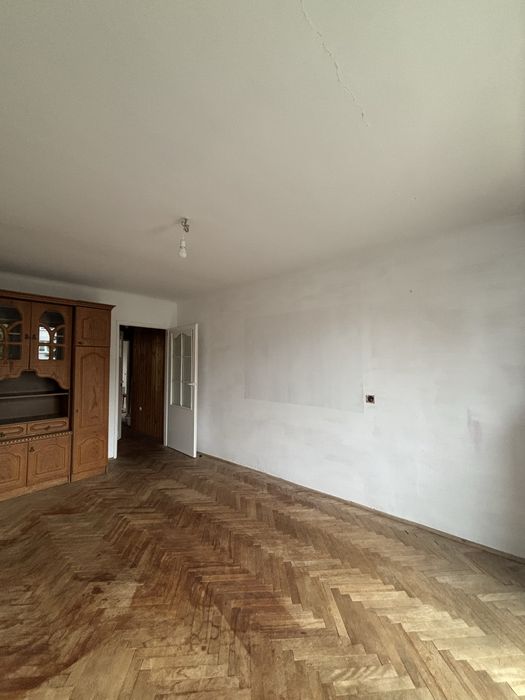 Mieszkanie 44,5m² na sprzedaż – Leżajsk | Balkon | W trakcie remontu