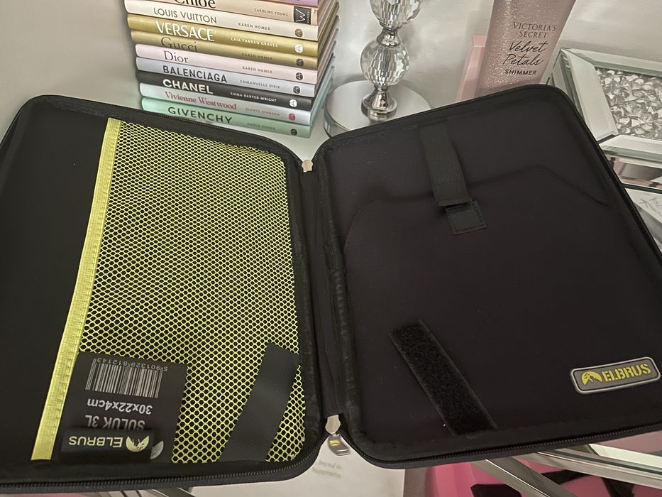 Nowe świetne etui na tablet Elbrus idealne na prezent
