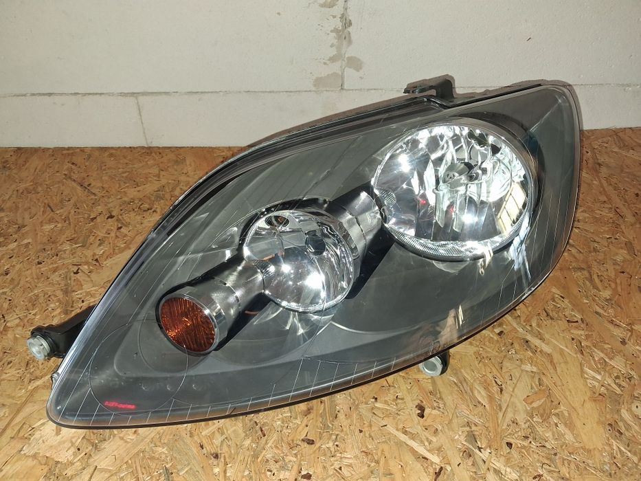 Lampa lewa golf 5
