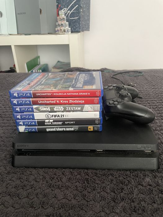 ps4 slim +6 gier i kontroler