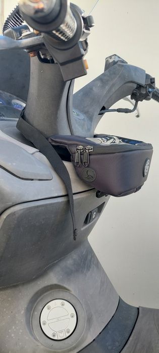 Suporte/Bolsa Telemóvel para mota
