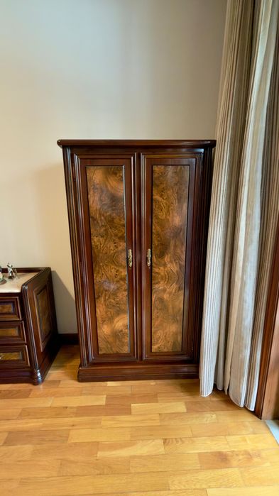 Mobília quarto casal madeira maciça Paços de Ferreira (sem cama) – Com