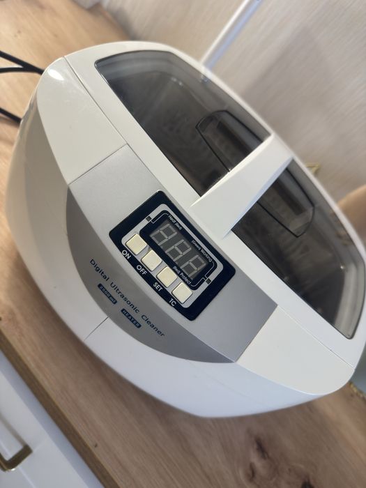 Ultrasonic Cleaner 4820