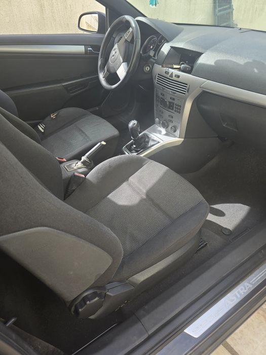Opel Astra H Gtc 1.7