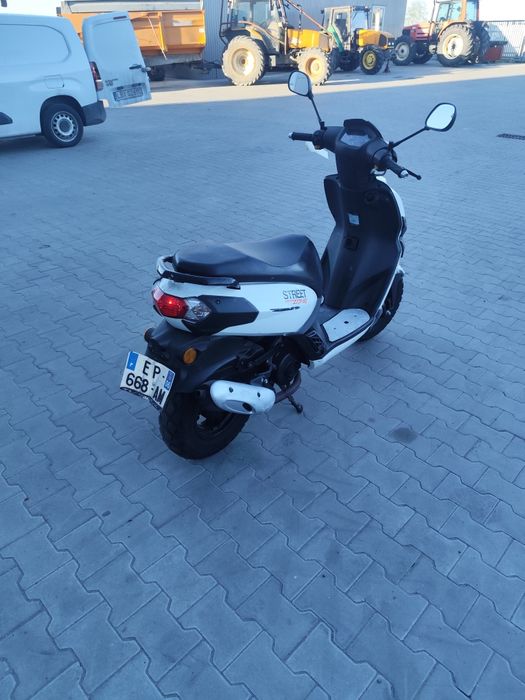 Peugeot kisbee 50 street zone 2017 rok