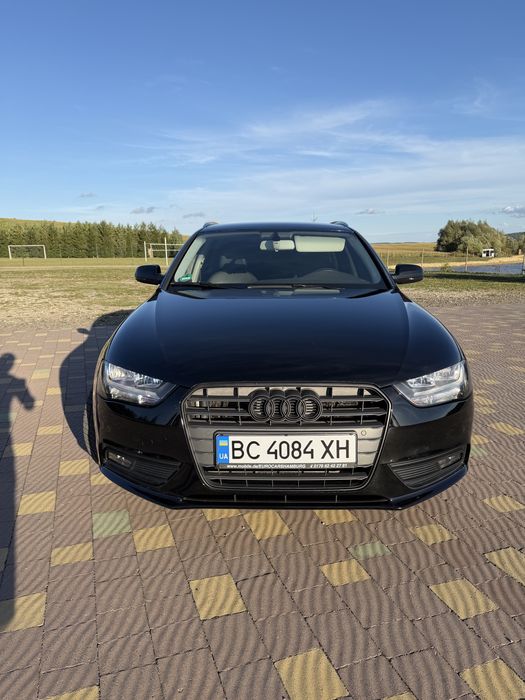 AUDI A4 B8  2012 2.0 TDI AUTOMAT