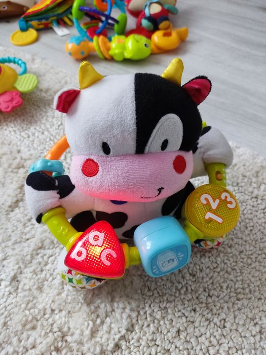 Zestaw zabawek interaktywnych przywieszka dźwięki światła Fisher price