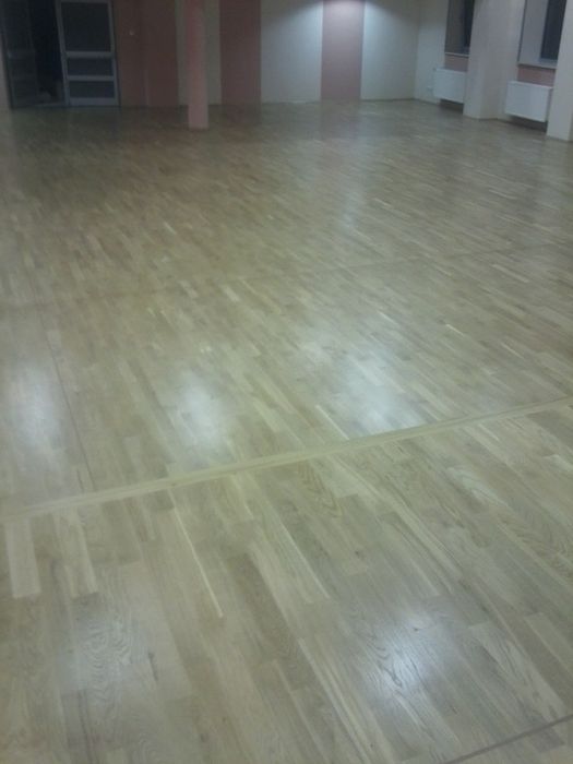 Naprawa  parkietu,układanie