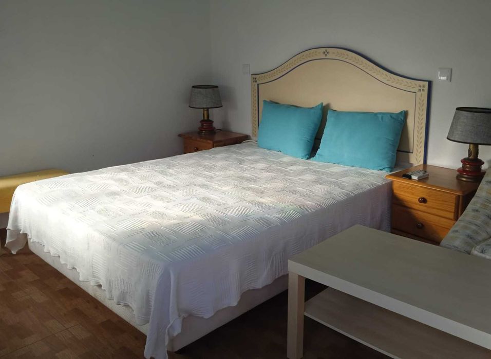 QUARTOS PARA ALUGAR - Ideal para Estudantes, situados numa quintinha